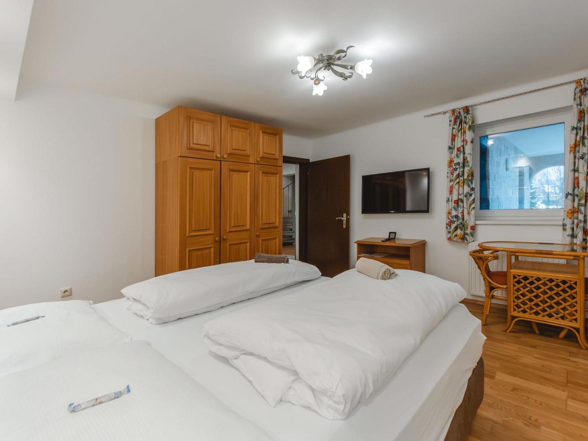 Holiday Home Riki By Interhome Bruck an der Grossglocknerstrasse Ngoại thất bức ảnh